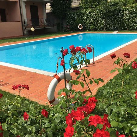 Indesenzano Apartment Desenzano del Garda Exteriör bild