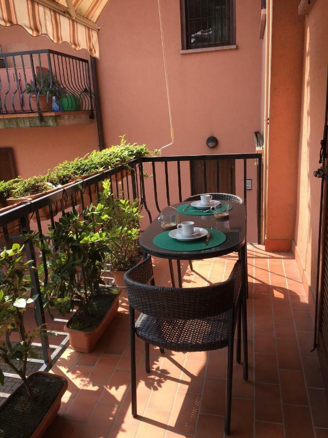 Indesenzano Apartment Desenzano del Garda Exteriör bild