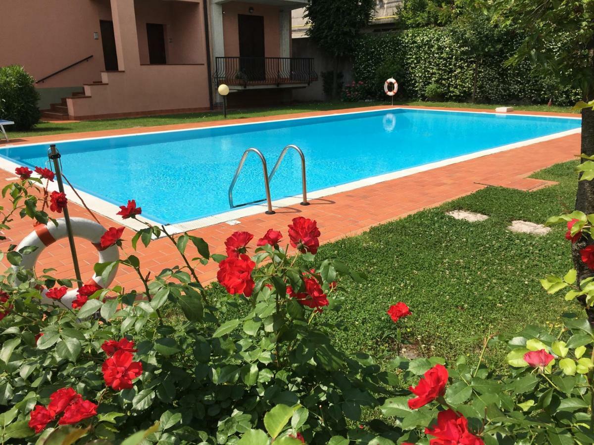 Indesenzano Apartment Desenzano del Garda Exteriör bild