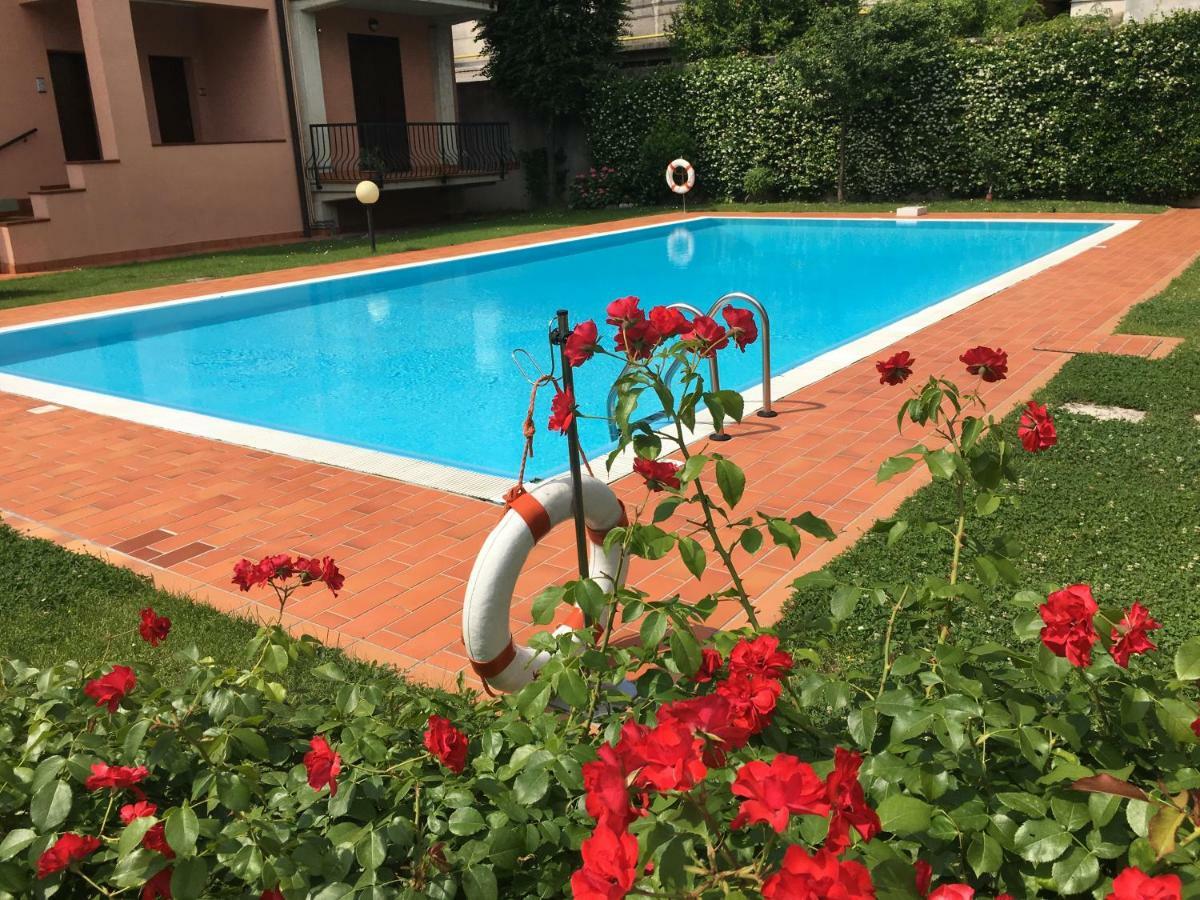 Indesenzano Apartment Desenzano del Garda Exteriör bild