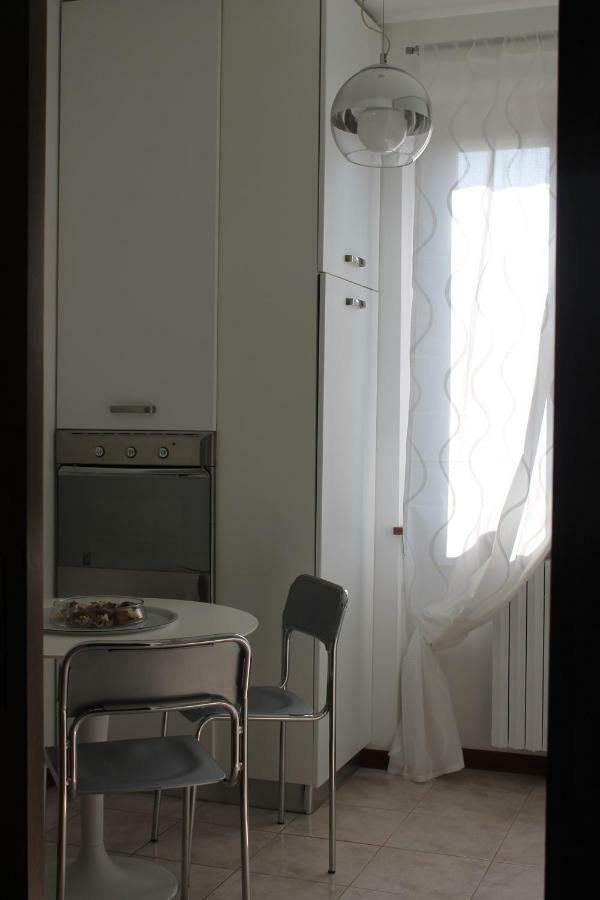 Indesenzano Apartment Desenzano del Garda Exteriör bild