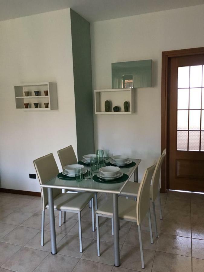 Indesenzano Apartment Desenzano del Garda Exteriör bild