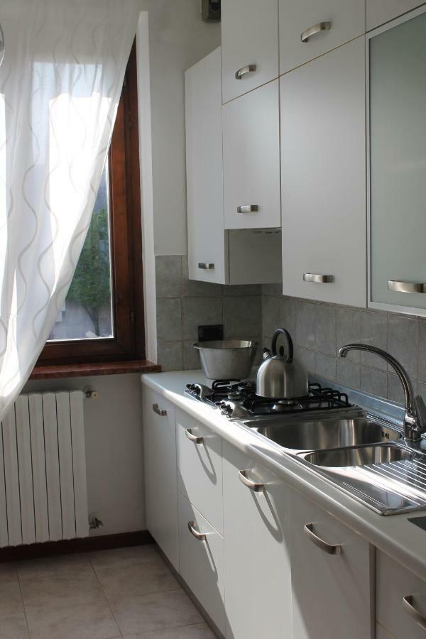 Indesenzano Apartment Desenzano del Garda Exteriör bild