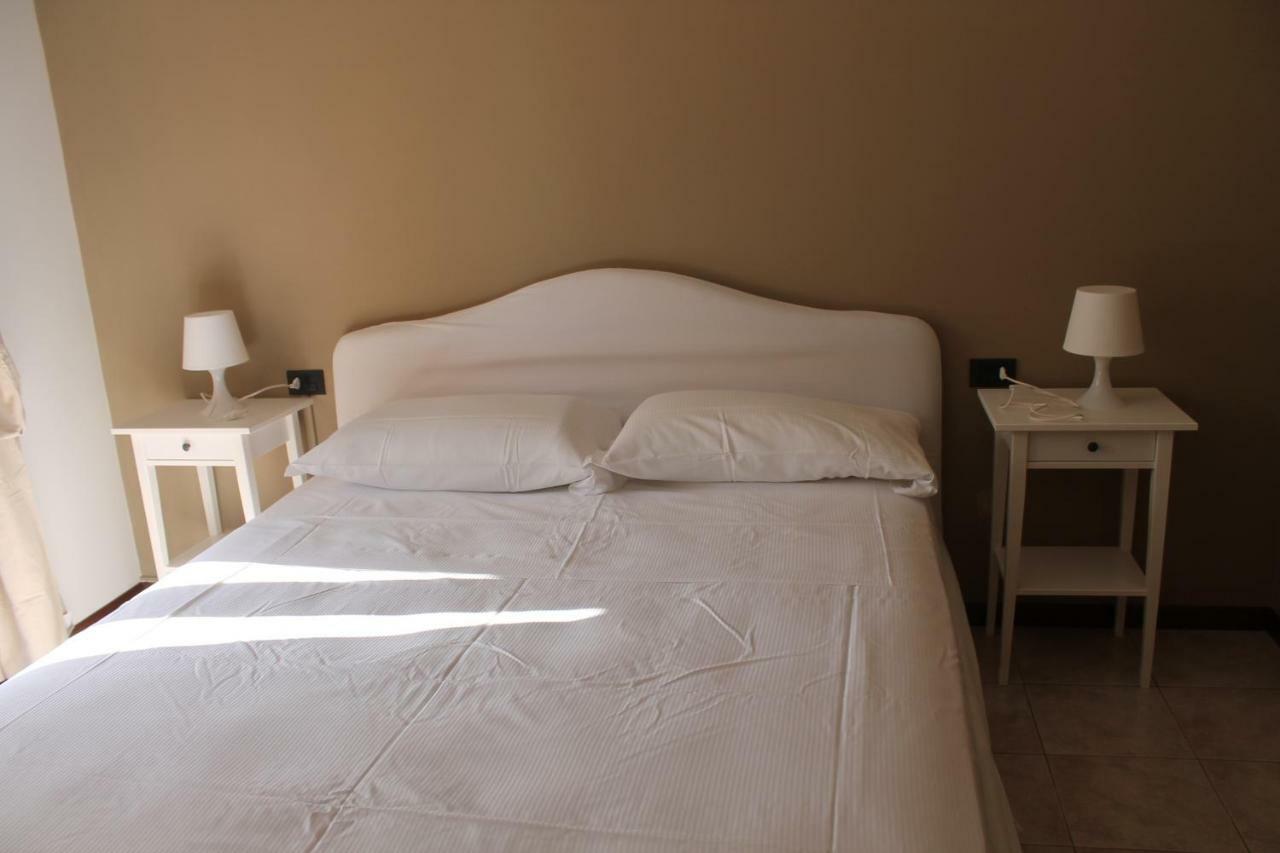 Indesenzano Apartment Desenzano del Garda Exteriör bild