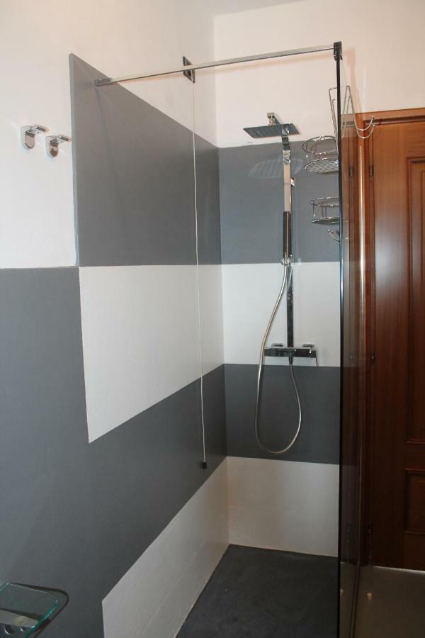 Indesenzano Apartment Desenzano del Garda Exteriör bild